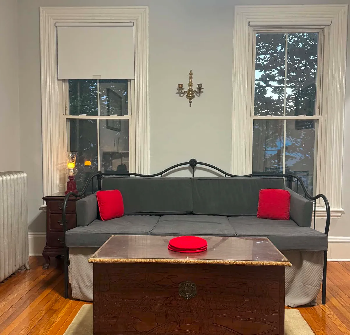Studio, 400 sqft, $2,550 — Photo 1