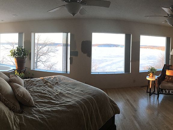 Master bedroom looking south