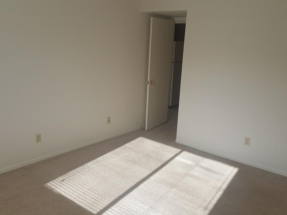 1st image of 658 Tempo Trail Dr APT D