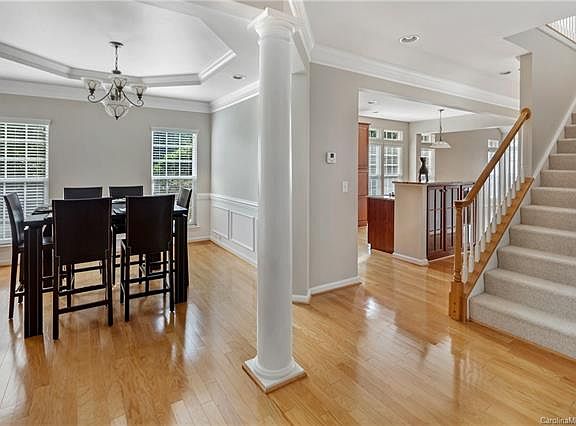 5th image of 19226 Makayla Ln #6