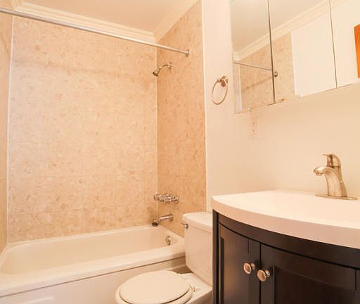 5th image of 304 W 92nd St Ph 5