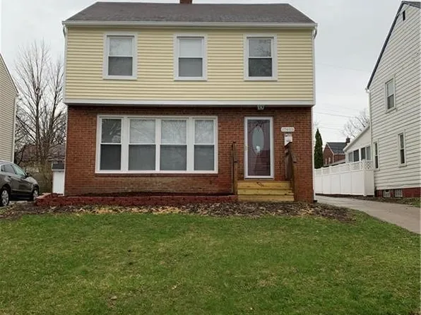 17403 Eldamere Ave, Cleveland, OH 44128