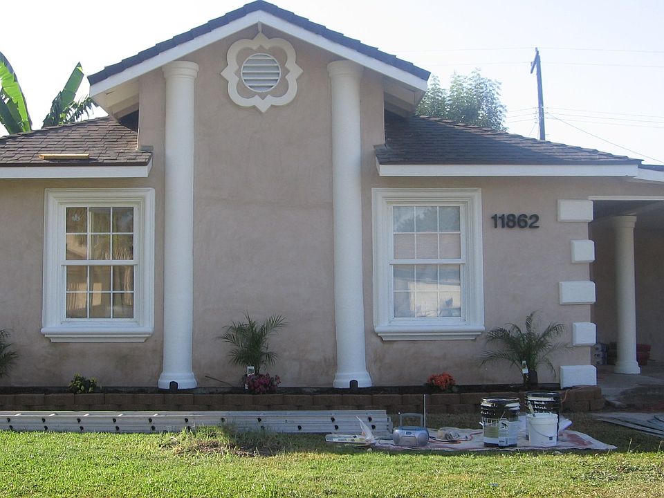 1st image of 11862 Dune St