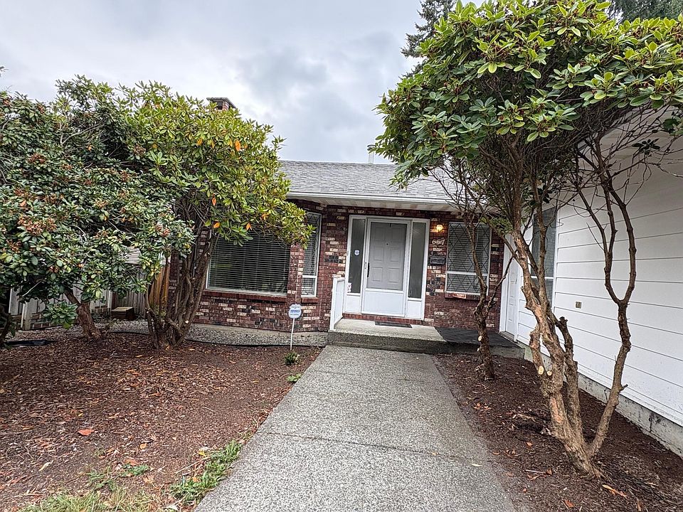 1st image of 657 Poirier St