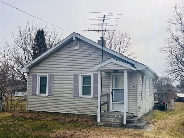 1298 Olive St, Battle Creek, MI 49014