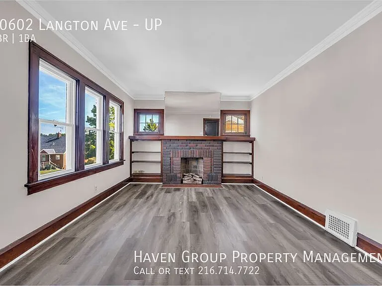 10602 Langton Ave #UP — Photo 8