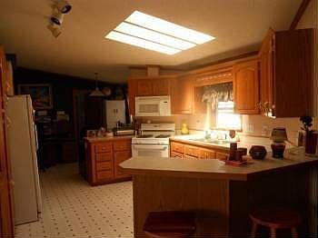 5th image of 7245 Hackney Dr SE