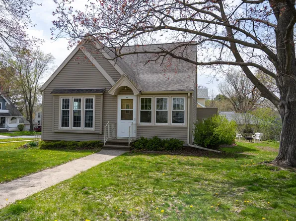 301 N Walnut St, Reedsburg, WI 53959