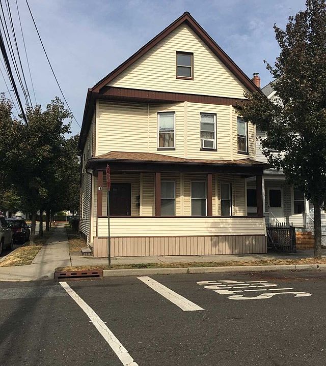 1st image of 81 Garfield Ave Floor 1