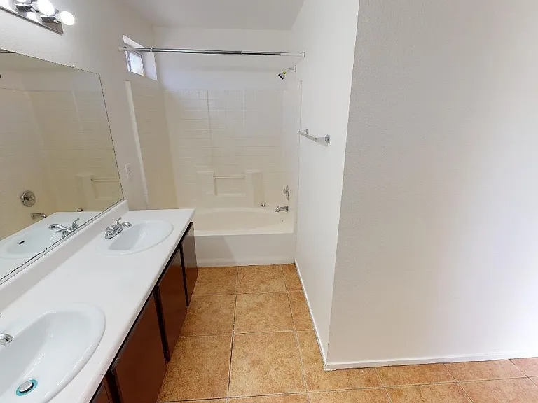 2338 Fujita Way — Photo 15