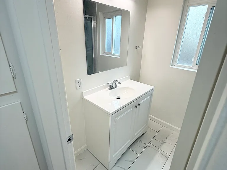 3700 E 4th St #1 — Photo 9