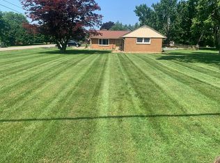 11311 Kent Ave NE, Hartville, OH 44632