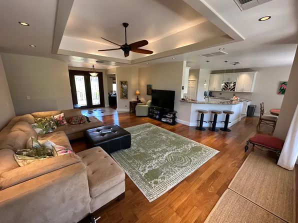 109 Hoolapa St, Kihei, HI 96753