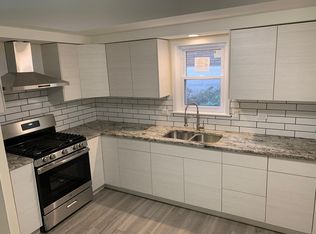 5422 W Windsor Ave, Chicago, IL 60630