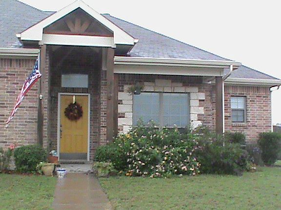 4th image of 3045 Carlton Pkwy