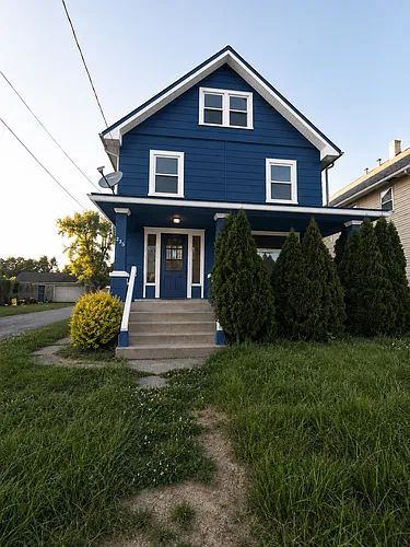 235 Sexton St Photo 1