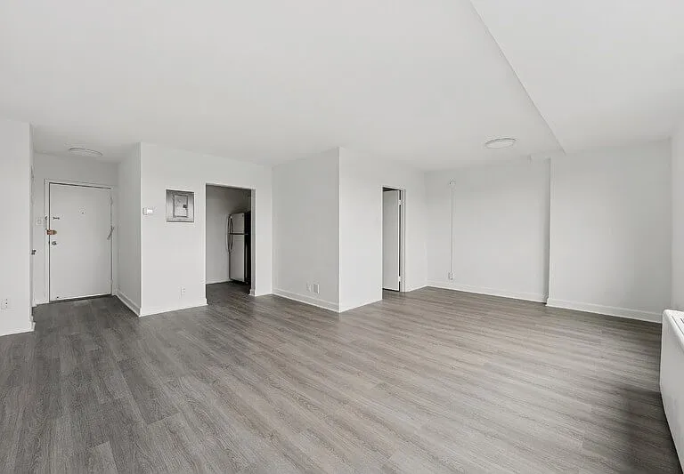 Ashlawn at Southern Towers — Photo 16