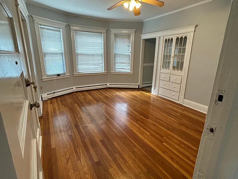 81 James St #2 — Photo 6