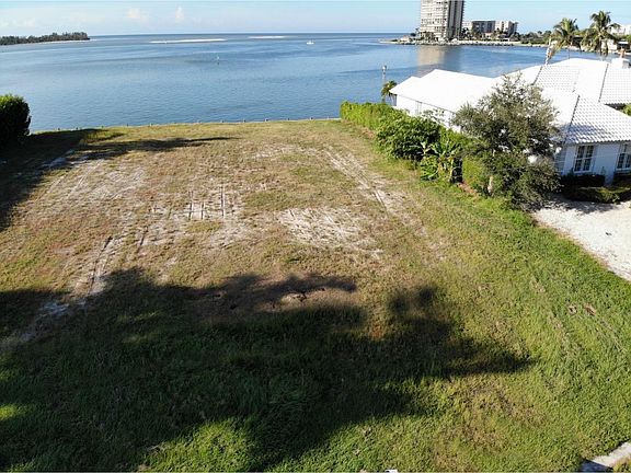 2nd image of 1381 Caxambas Ct #13