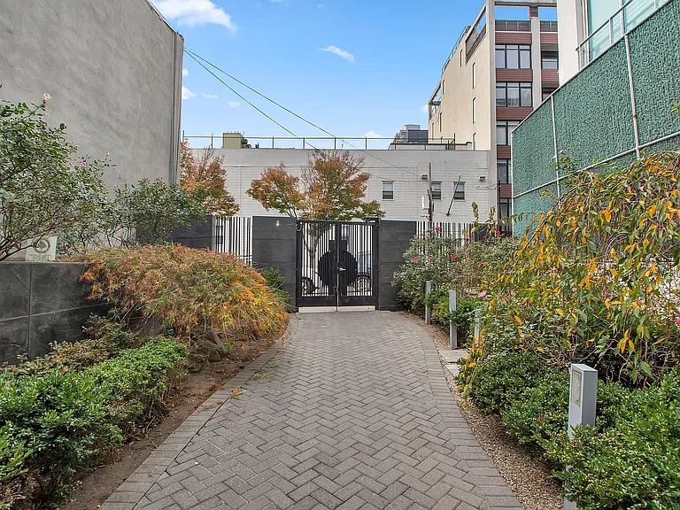 109 Gold St #3B — Photo 10