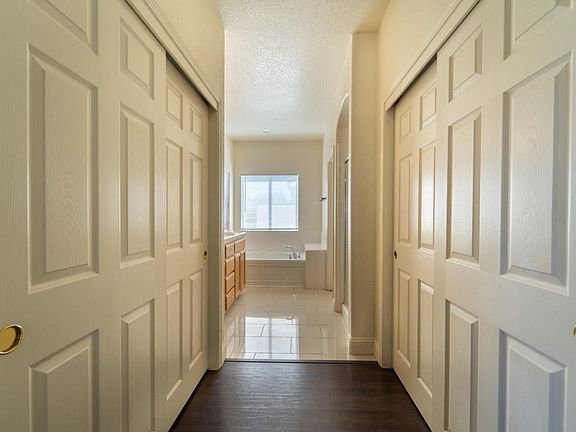 5th image of 656 Mendocino Ct