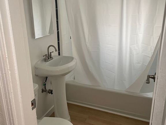 4th image of 520 S Hobart Blvd #11382385