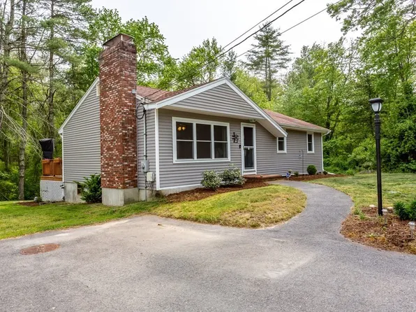 230 Hodges St, Taunton, MA 02780