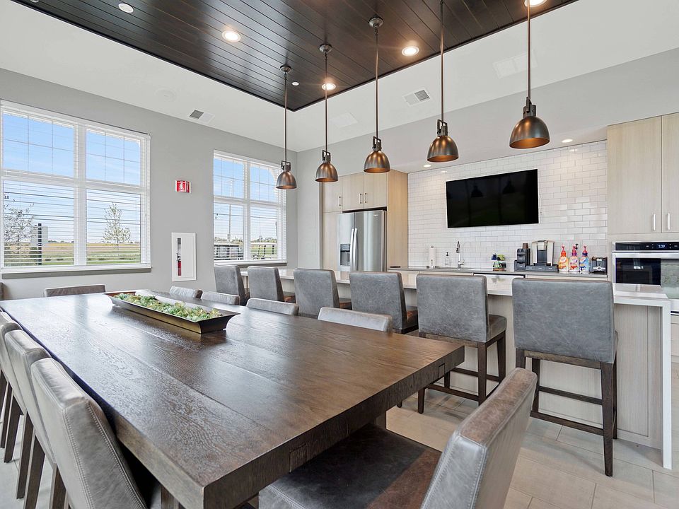 Seasons at Mount Pleasant Apartments in Mount Pleasant, Wisconsin. Luxury, condo style, studio, 1 bedroom, 2 bedroom, and 3 bedroom apartments, with private garages and entries