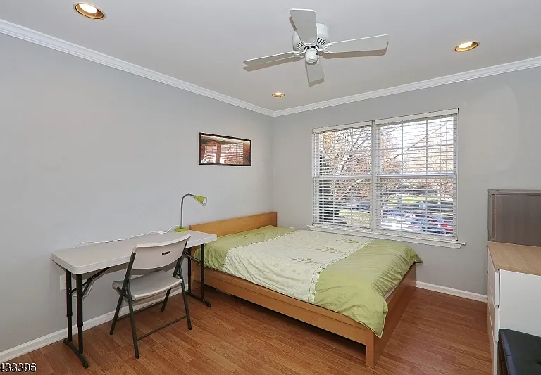 13 Minuteman Ct — Photo 9