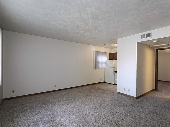 3rd image of 1341 East St
