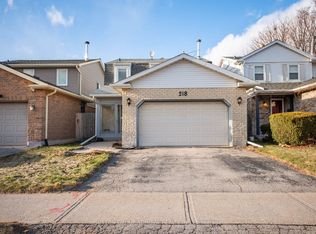 218 Mullen Dr, Vaughan, ON L4J 2P1
