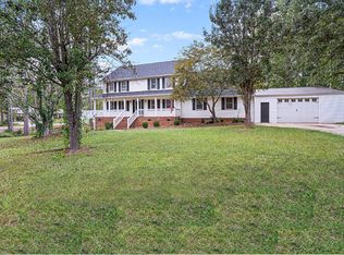 101 Burnham Ct, Greenwood, SC 29649
