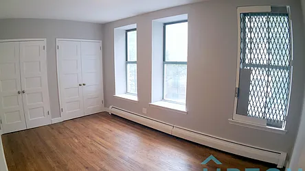 Rented by Uptown Flats LLC