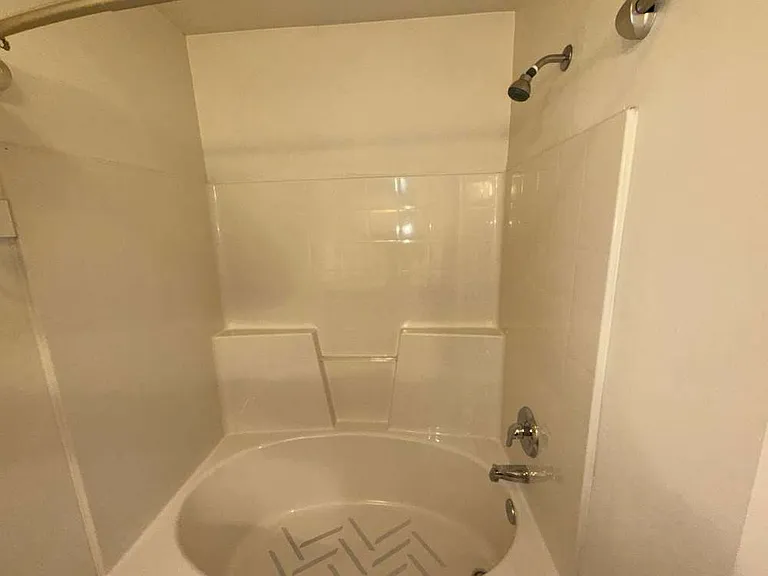 514 W 1490 N #101 — Photo 5