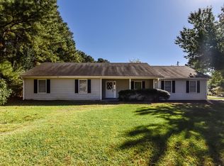 3568 Fernbrook Dr, Snellville, GA 30039