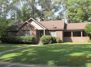 1300 Beech St, Crossett, AR 71635