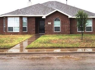 4913 Hanover Dr, Lubbock, TX 79416