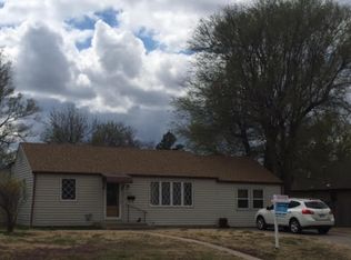 1025 W 8th St, Larned, KS 67550