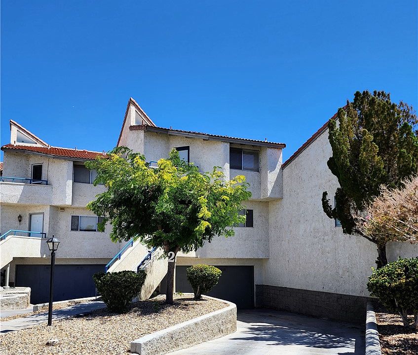 1st image of 14530 Nautical Ln #2