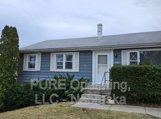 3341 S 89th St, Omaha, NE 68124