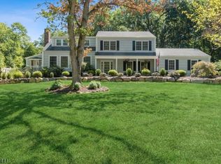 10 Dryden Rd, Basking Ridge, NJ 07920