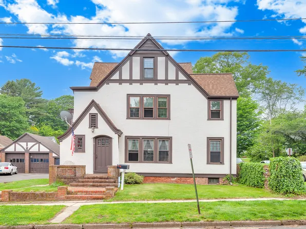 40 Rogers Street, Branford, CT 06405