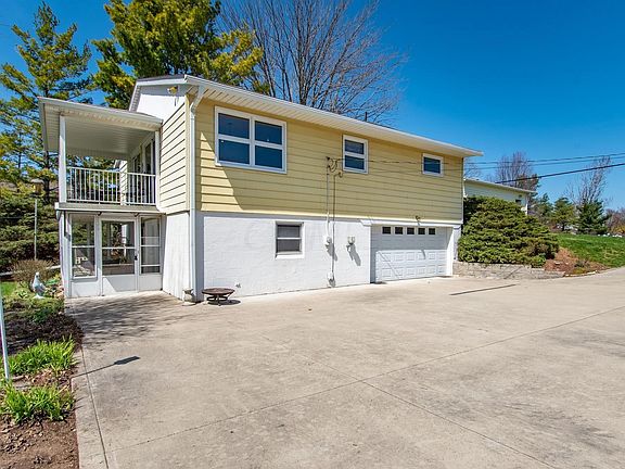 3rd image of 2591 W Choctaw Dr