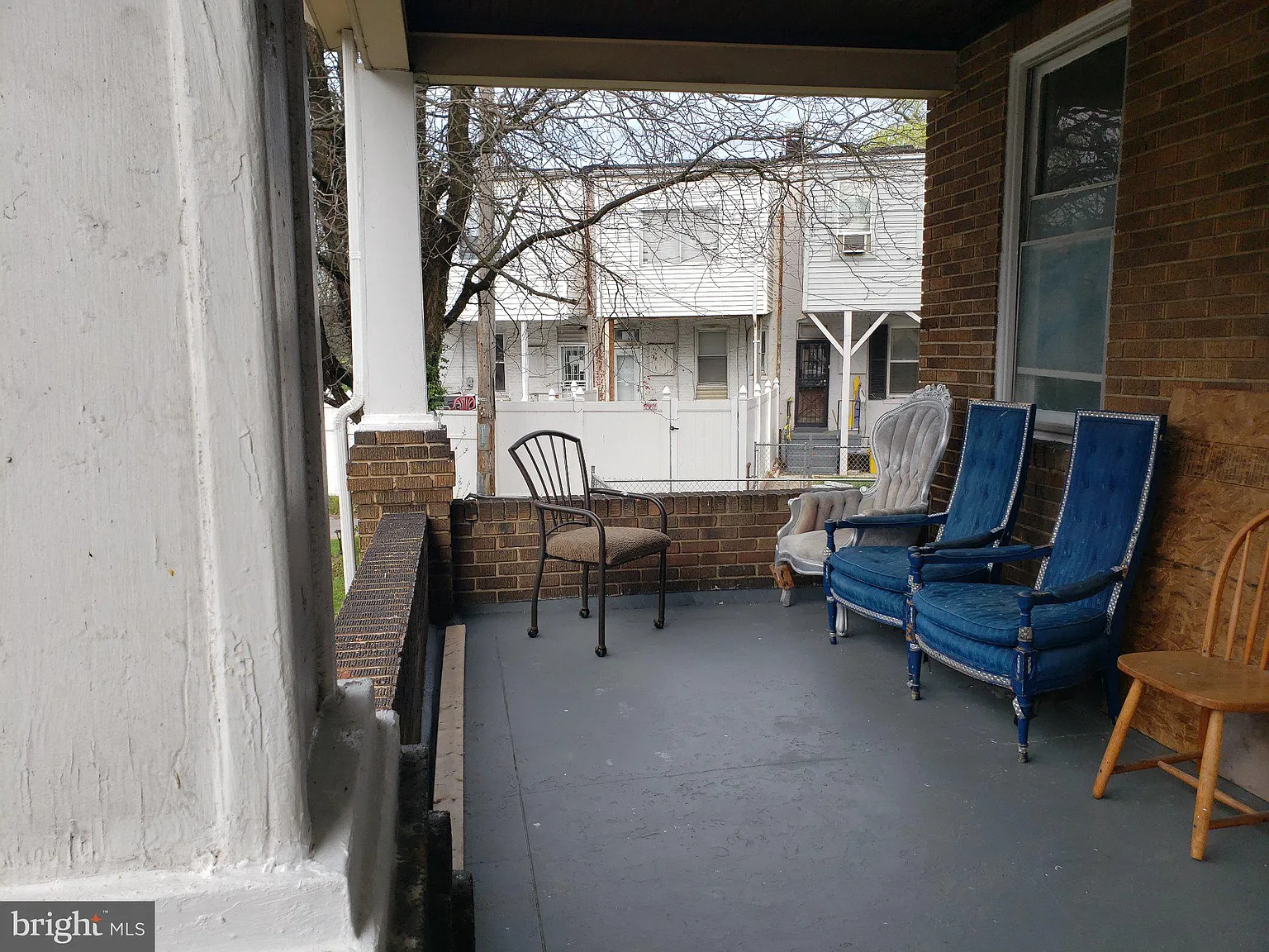 3 bed, 3.0 bath, 1296 sqft, $1,850 — Photo 3