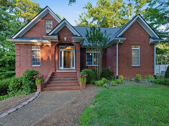 2nd image of 7148 Locksley Ln