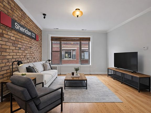 4th image of 4140 N Kenmore Ave APT 3