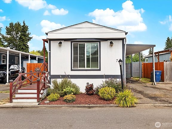 2nd image of 602 29th Street SE #71