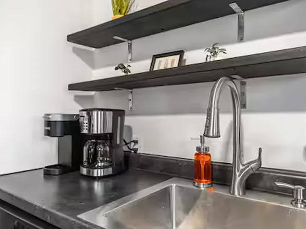 111 Carrier St NE, Grand Rapids, MI 49505