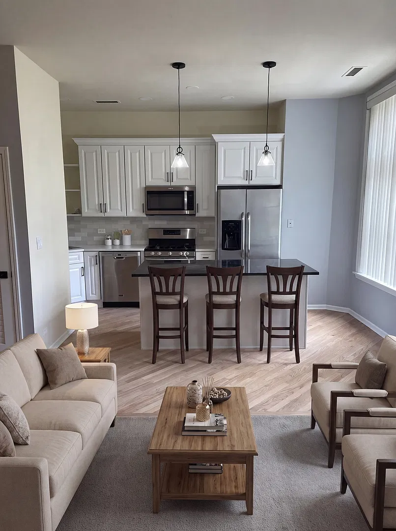 2 bed, $3,400 — Photo 3