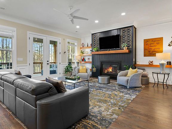 5th image of 9 Graywood Ct